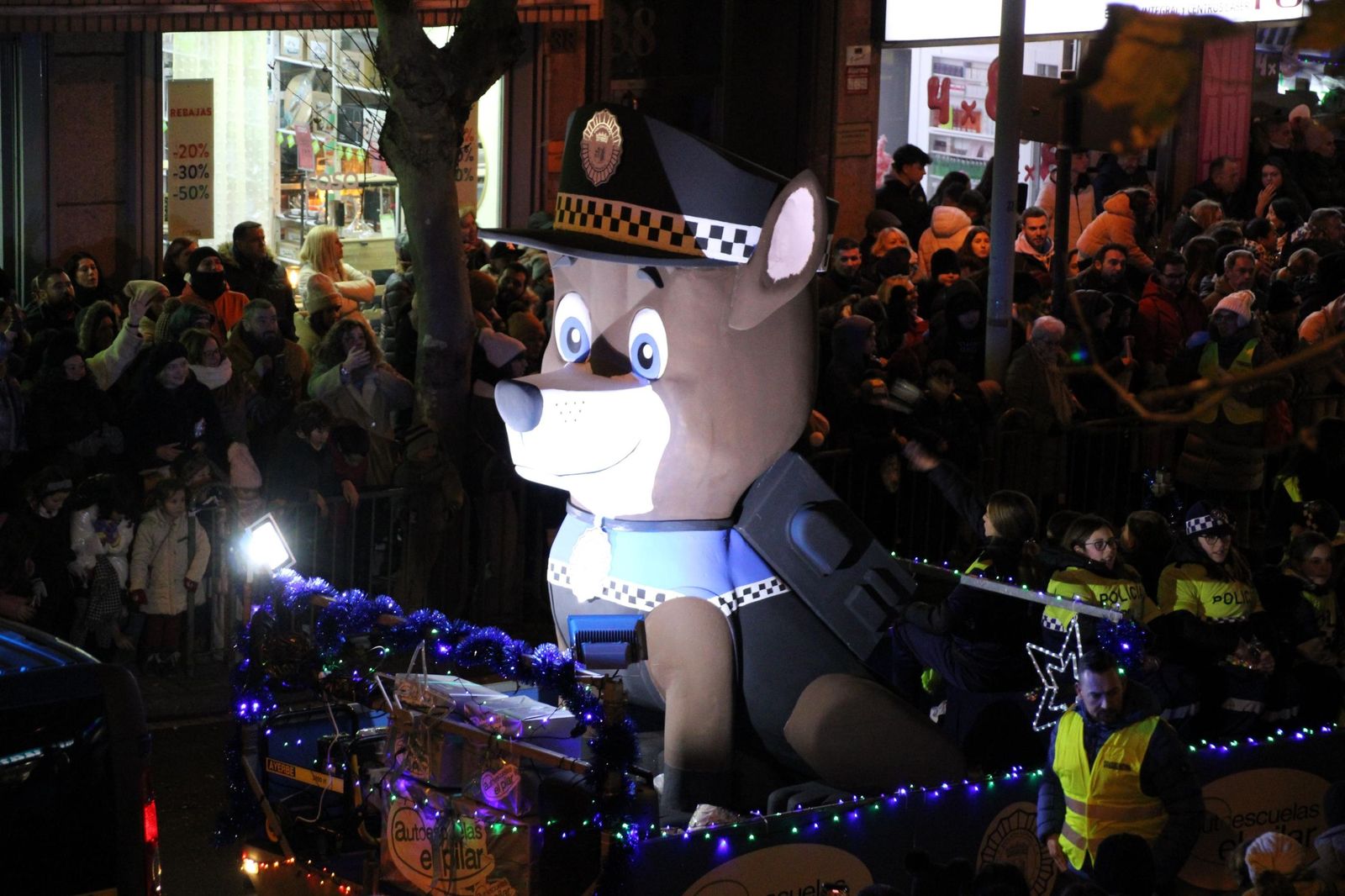 Los Reyes Magos recorren las calles de Salamanca en la Cabalgata 2026