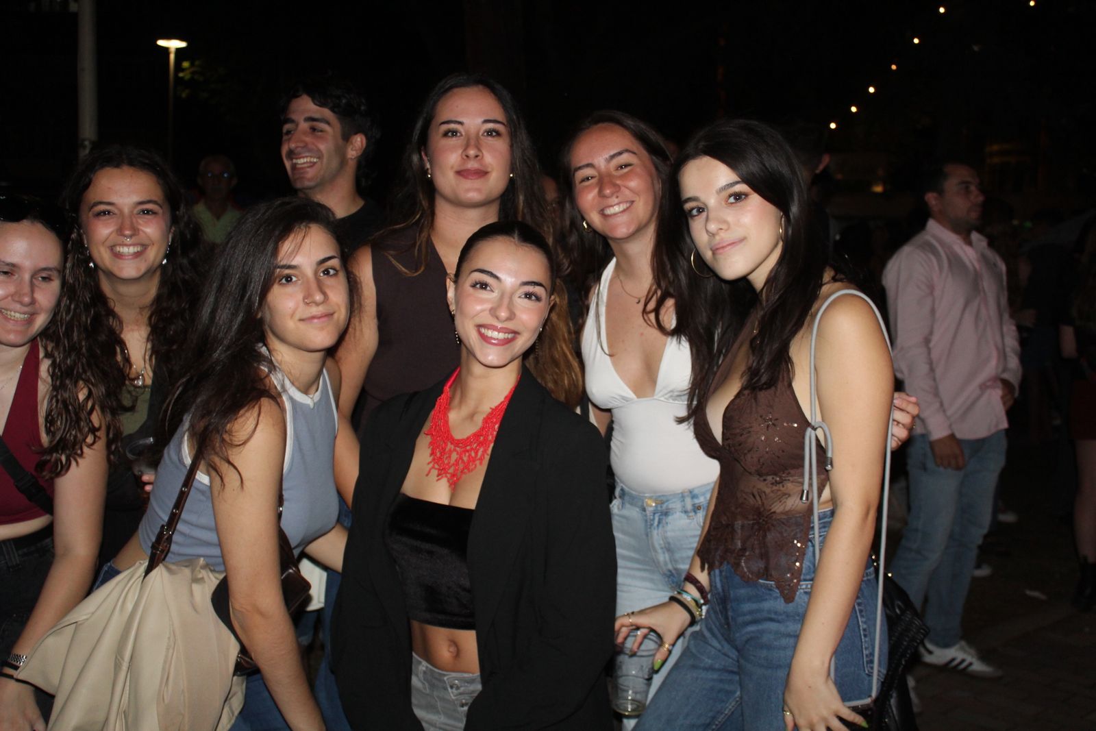 Ambiente en la Feria de Día en la tarde de este viernes