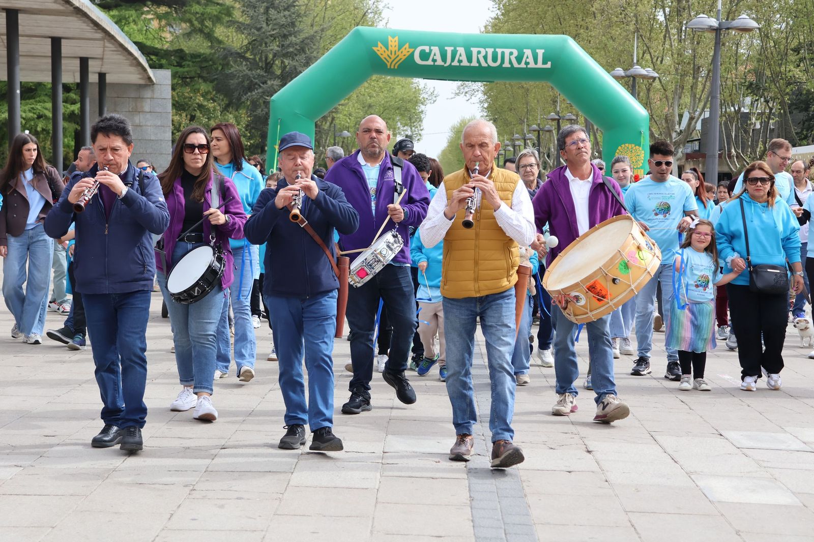 GALERÍA | Marcha solidaria para celebrar el día del autismo en Zamora