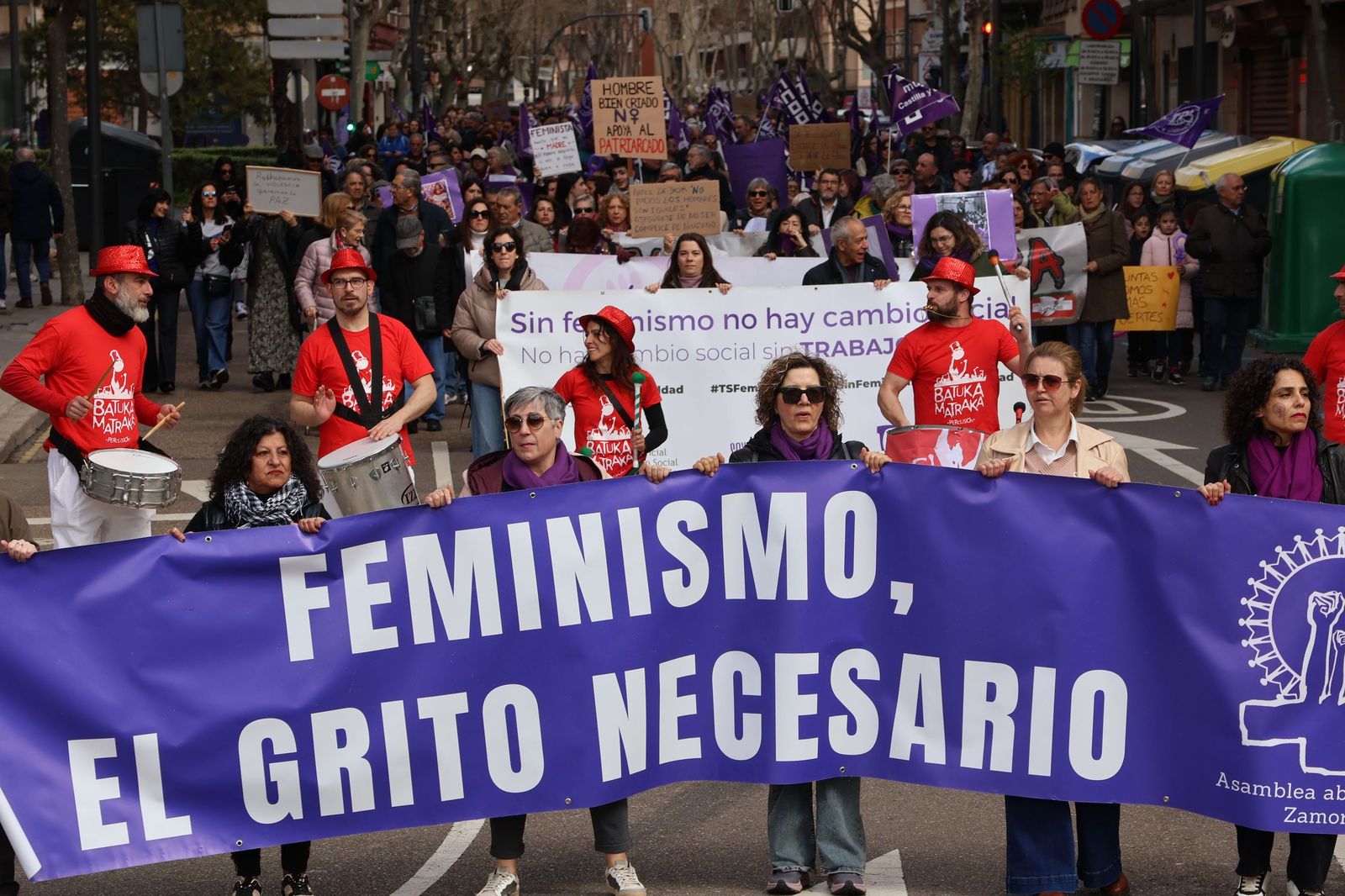 GALERÍA | La manifestación del 8M por las calles de Zamora, en imágenes