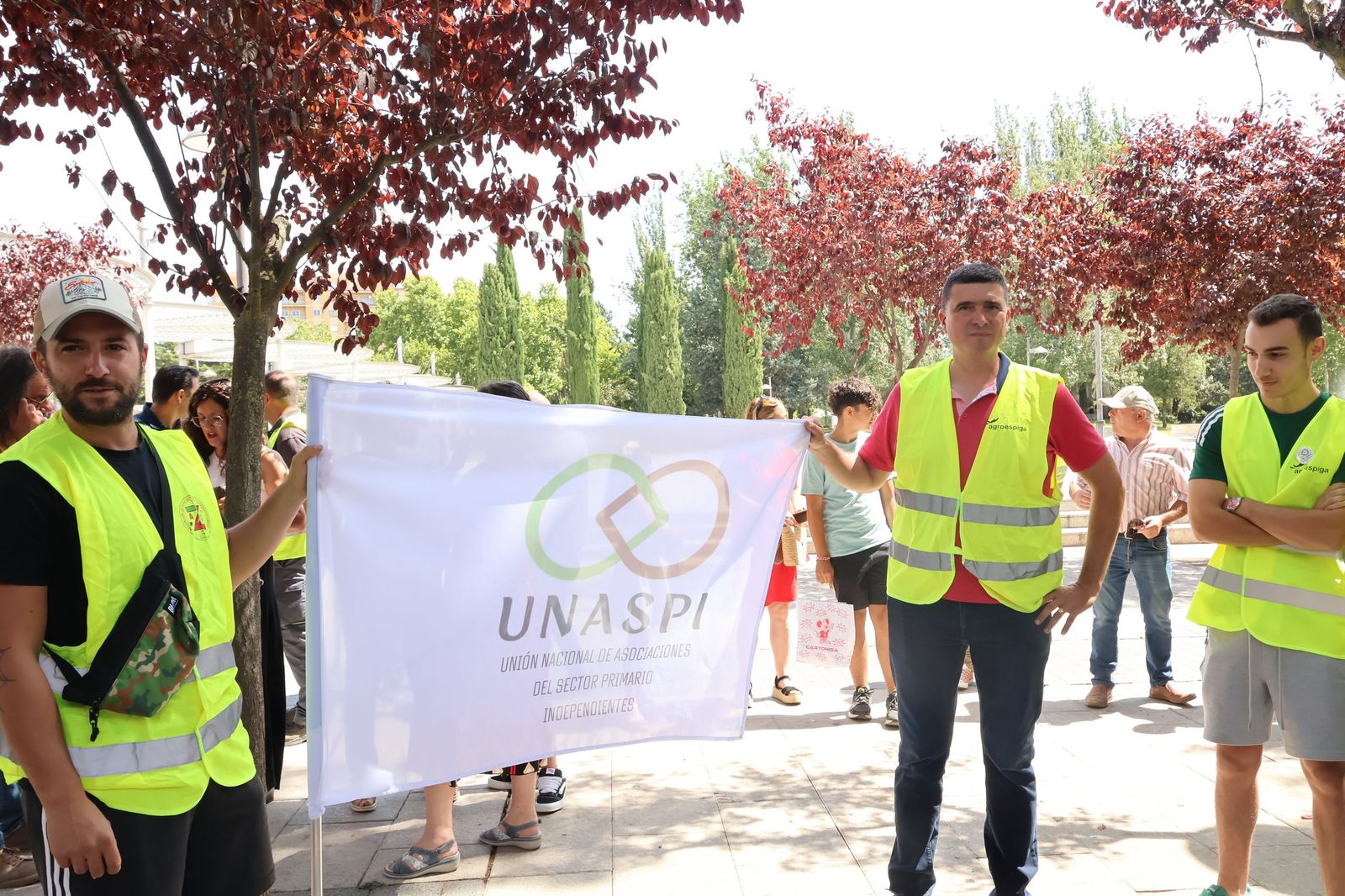 Marcha silenciosa en homenaje a David Lafoz (2).JPG