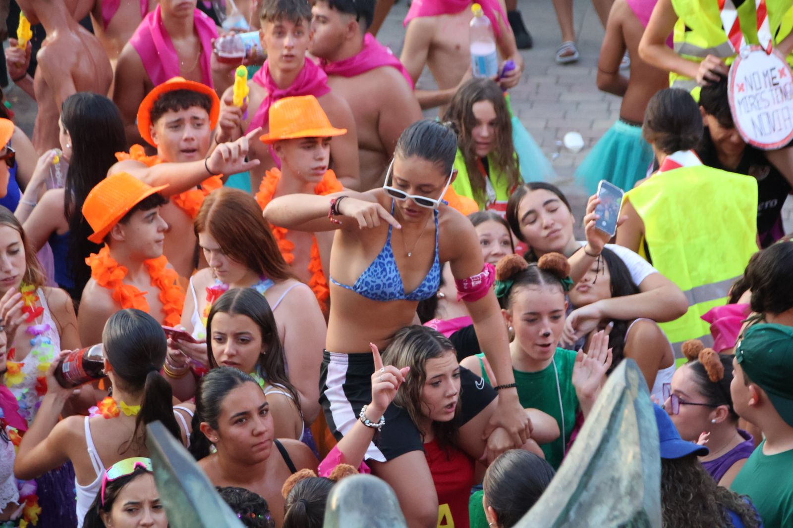 Chupinazo en Carbajosa con batucad