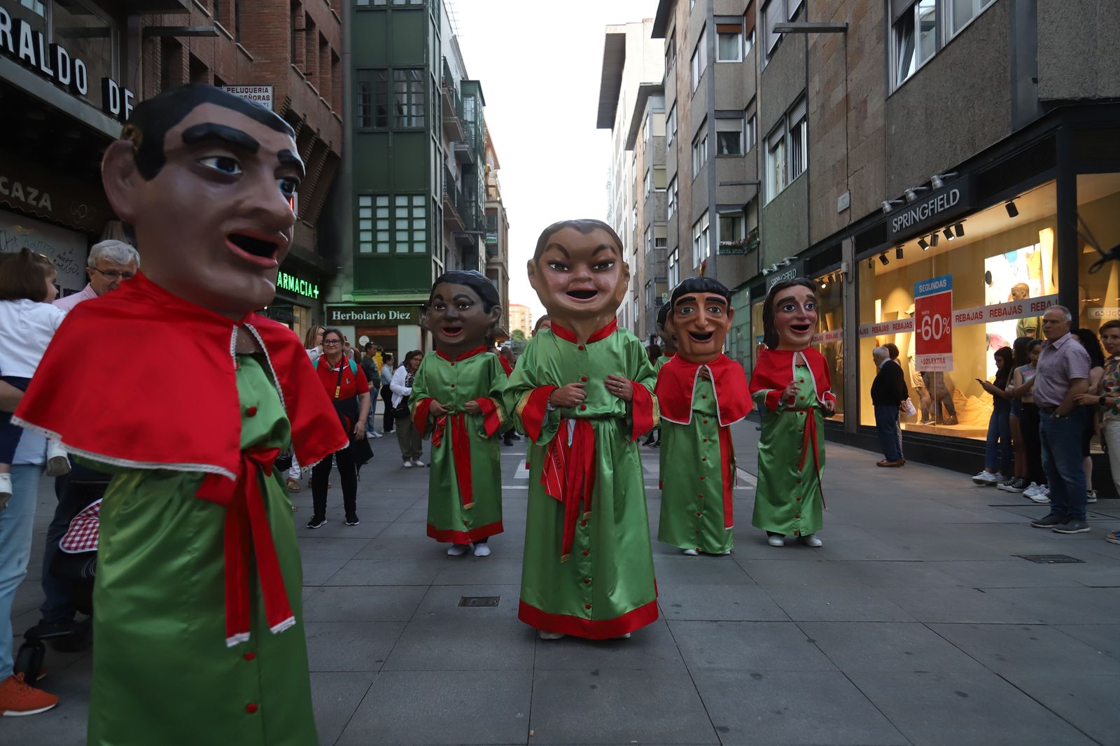 Revive en imágenes el inicio de las Ferias y Fiestas de San Pedro 2024 Foto: María Lorenzo