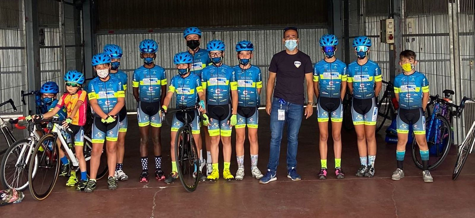 Varios corredores charros en el Jarama.