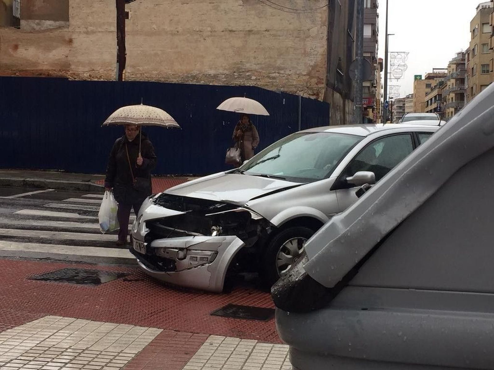 Accidente de tráfico en la avenida de Italia