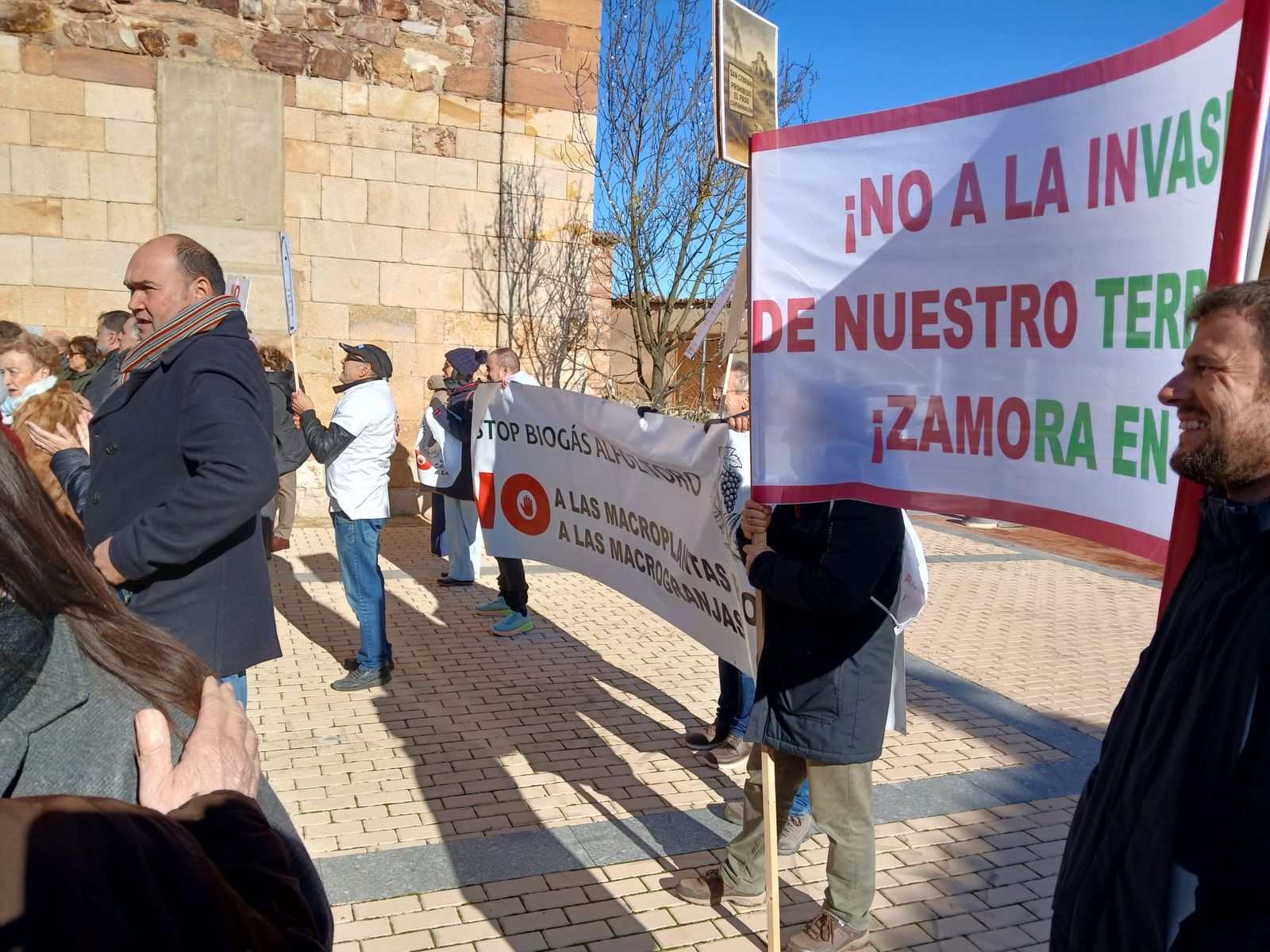 Asociación Defendiendo lo Vacío en una de las manifestaciones en contra de plantas de biogás