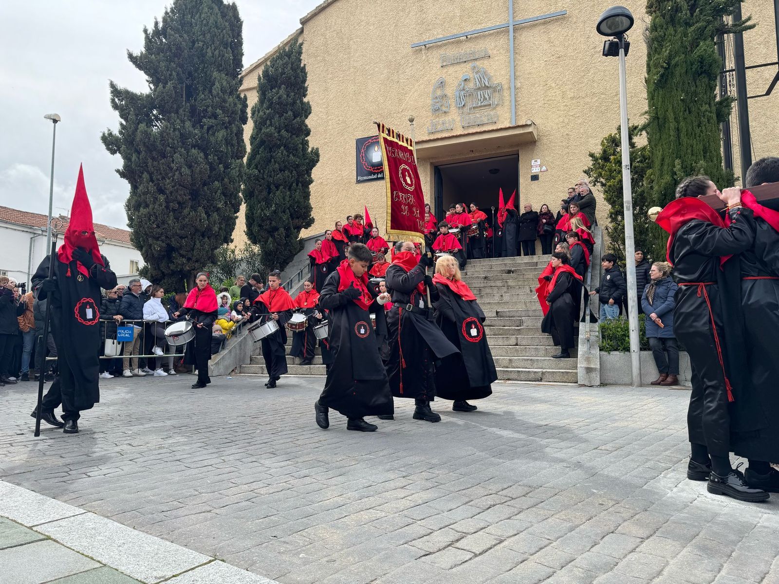 procesion-hermandad-del-silencio-2