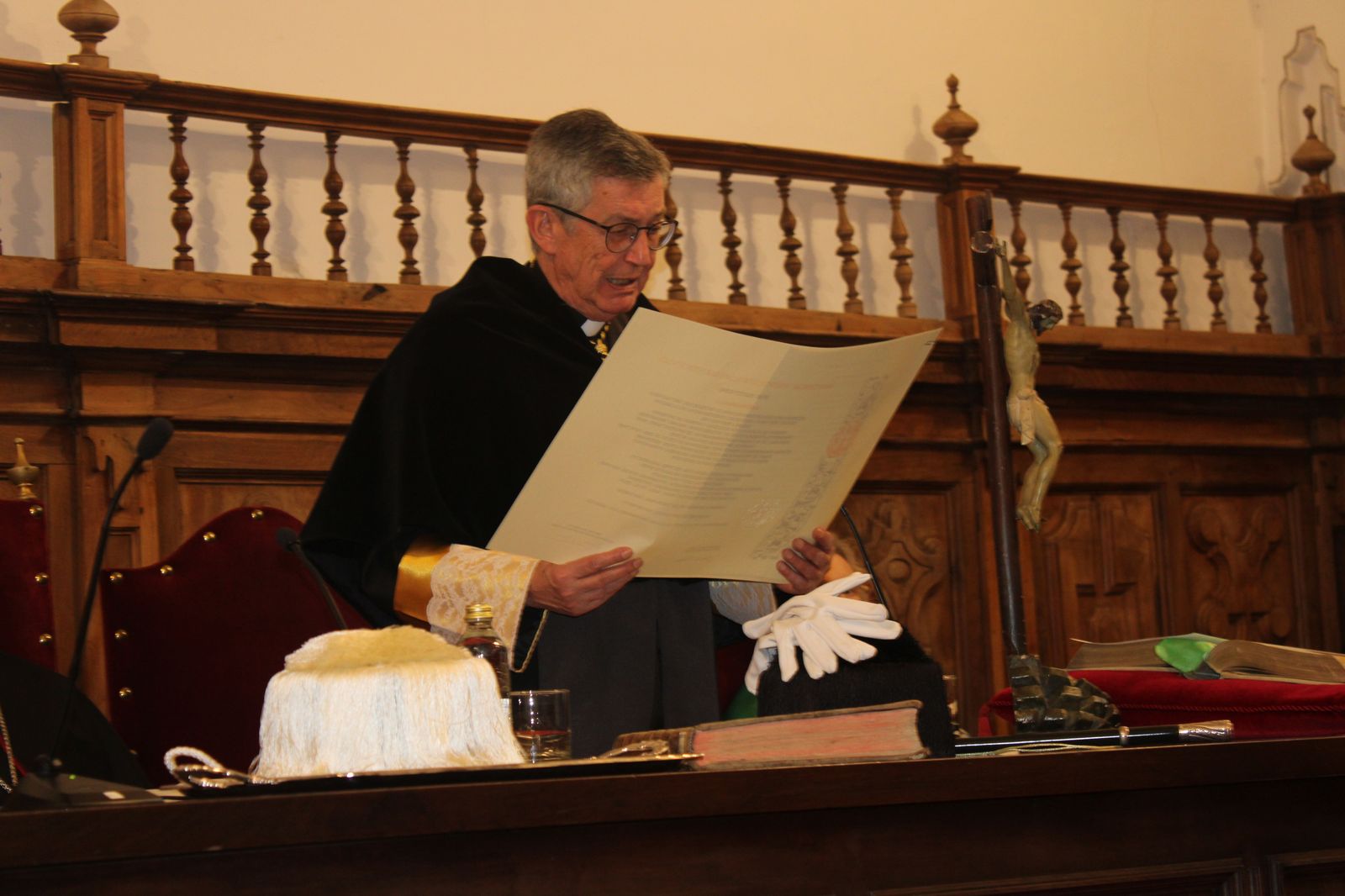 investidura-como-doctor-honoris-causa-de-la-universidad-pontific-52