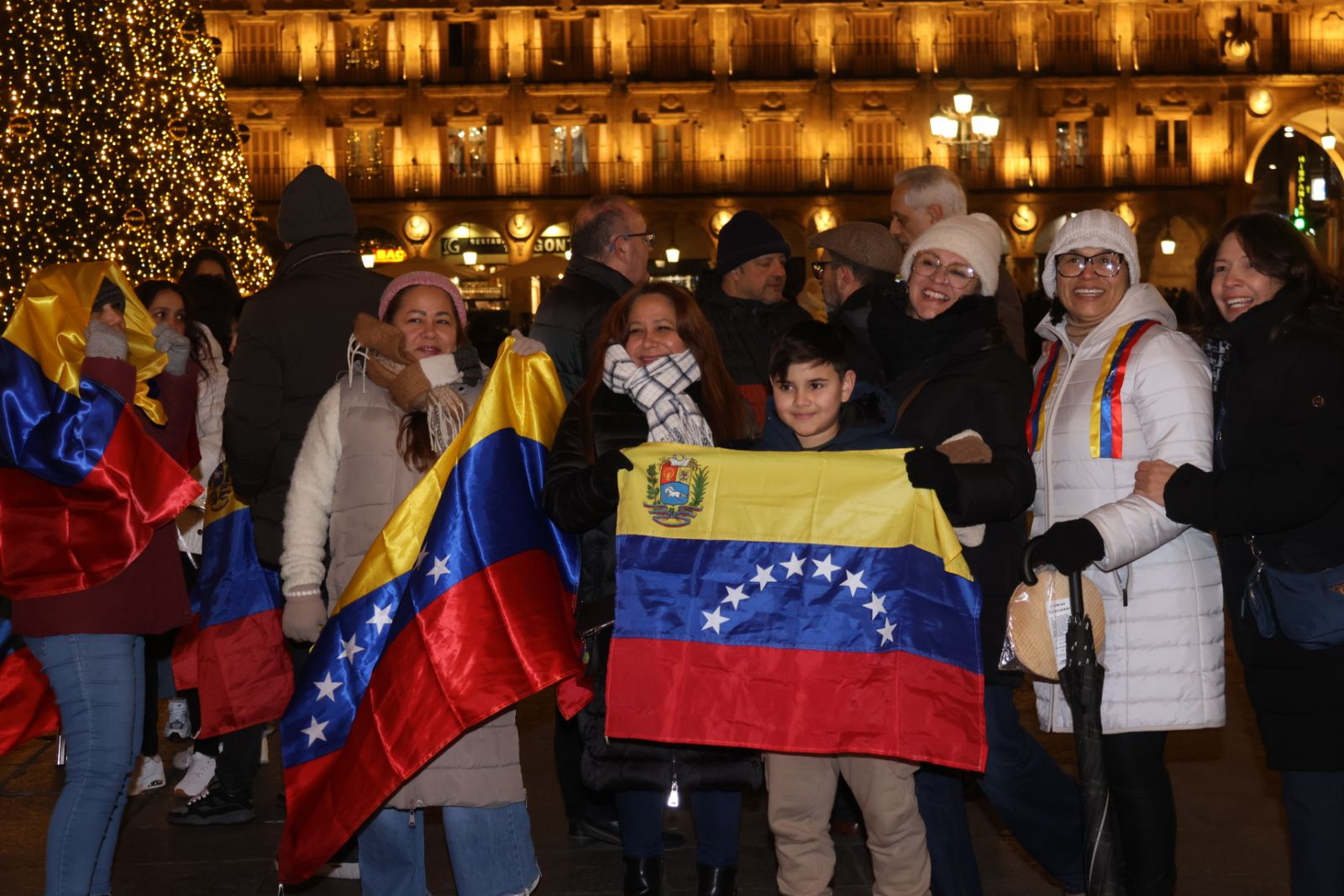 Concentración de venezolanos en Salamanca en la Plaza Mayor