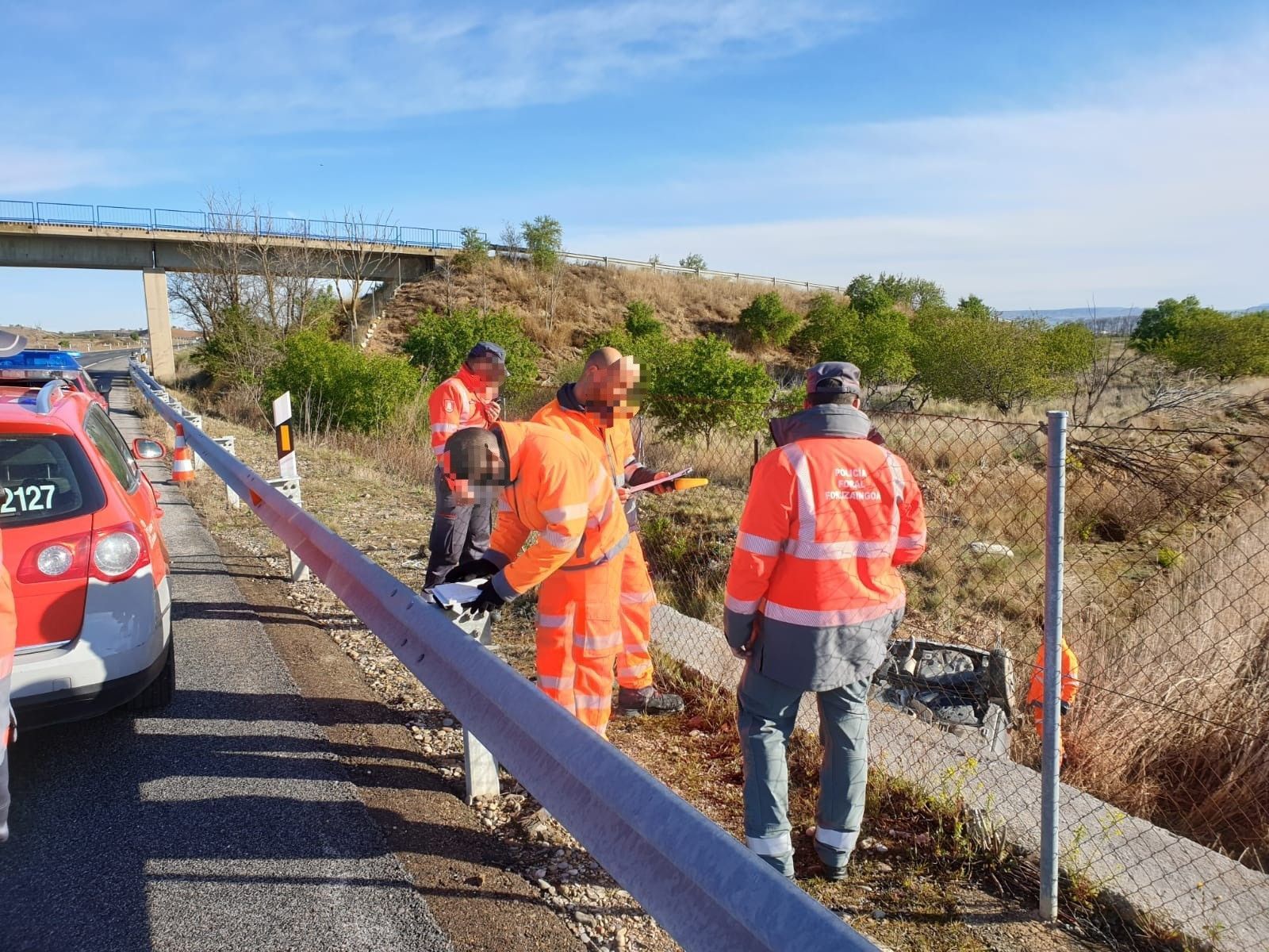 Sucesos.- Herido un conductor que da positivo en drogas tras caer por un pequeño