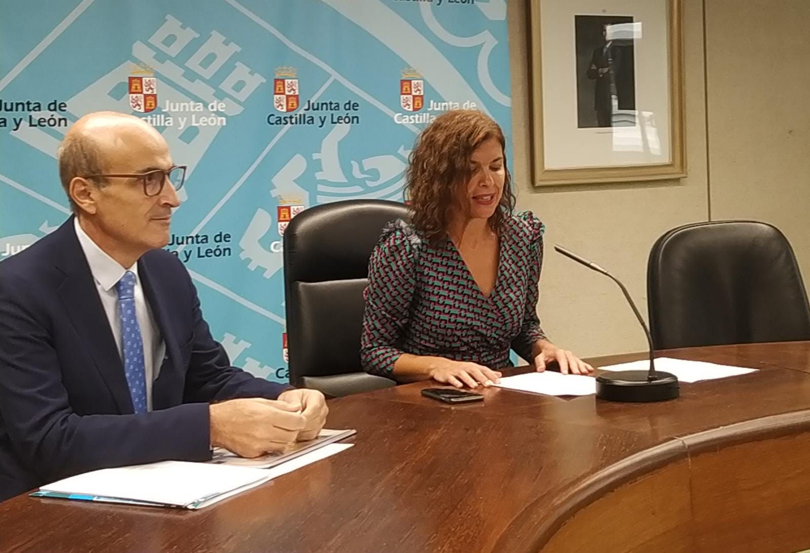 Clara San Damián presenta el curso escolar junto a Fernando Prada