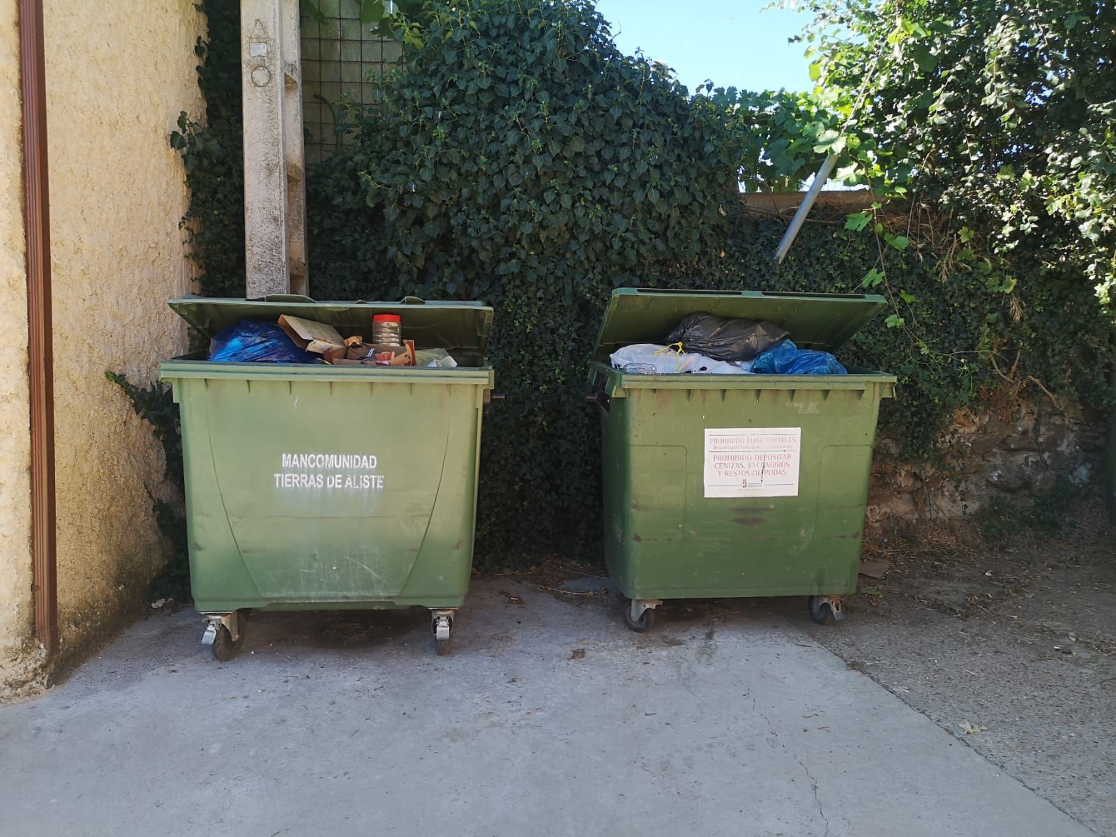 Contenedores en Rabanales