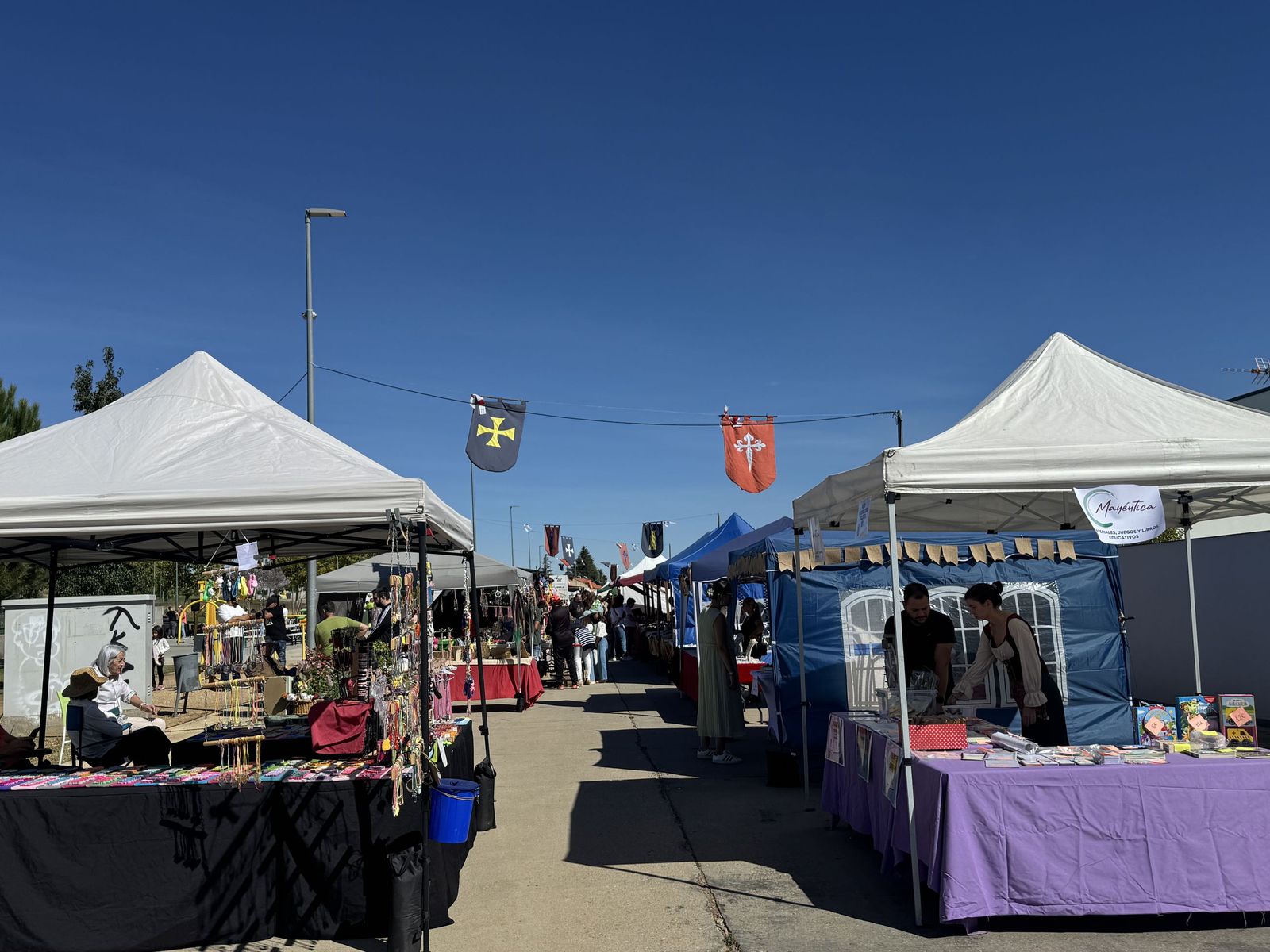 Vísperas nupciales apertura mercado en Aldeatejada