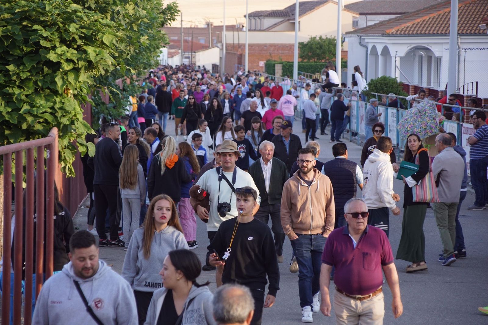 bb5aae1b-18d9-444a-98a9-67f70b537813