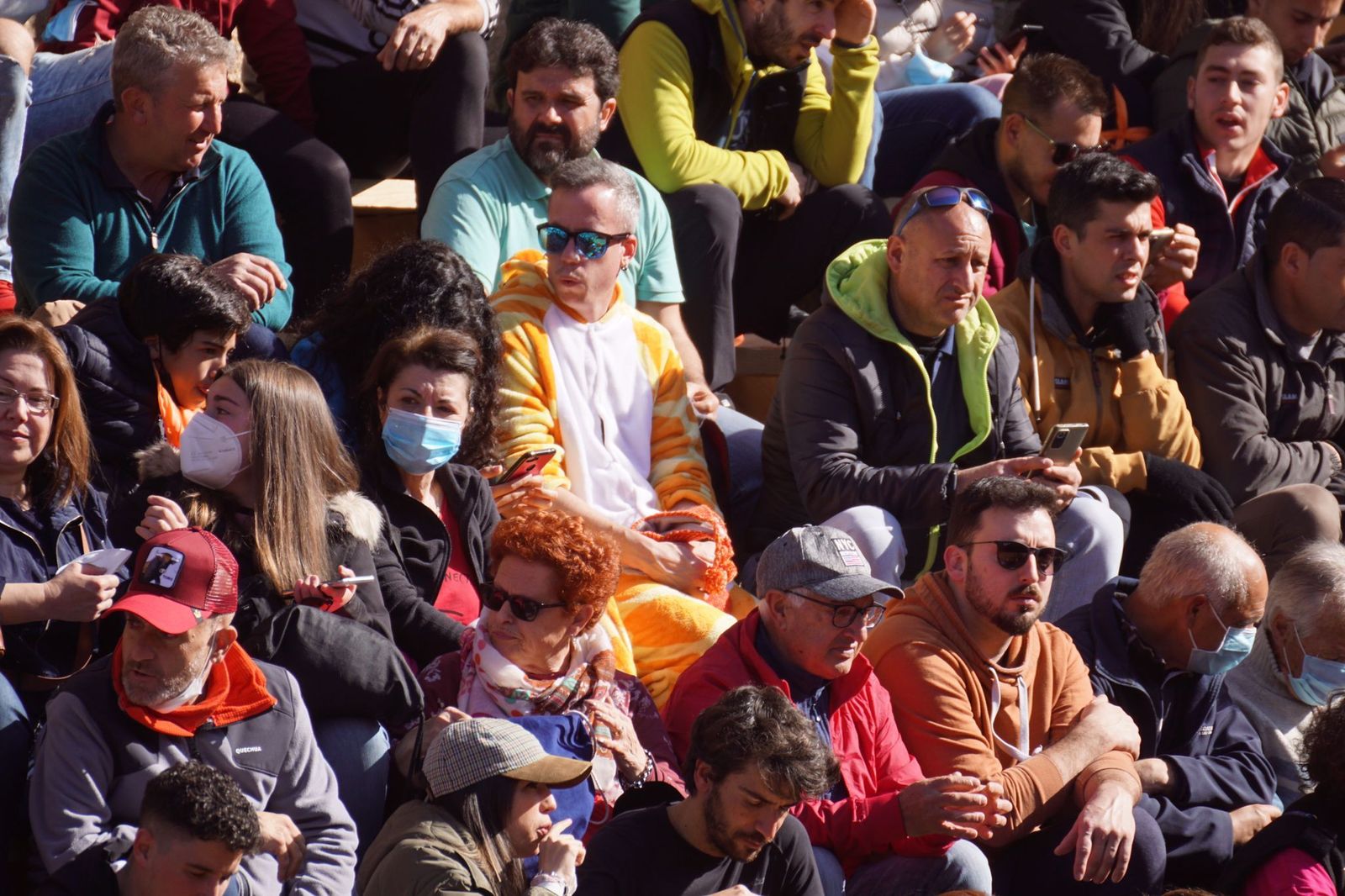 encierro-capea-y-ambiente-en-ciudad-rodrigo-en-este-lunes-de-carnaval-55