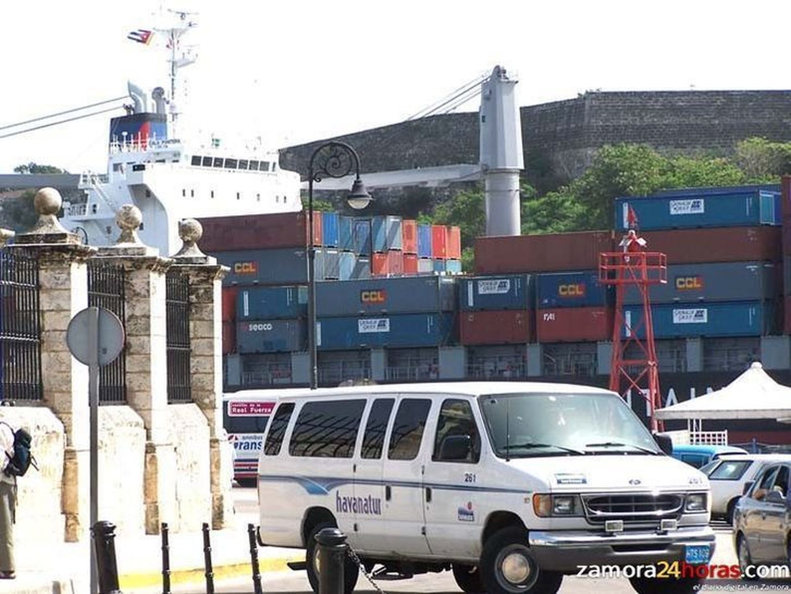 La colonia zamorana en Cuba recibe hoy un contenedor con miles de kilos de suministros acumulados en Zamora