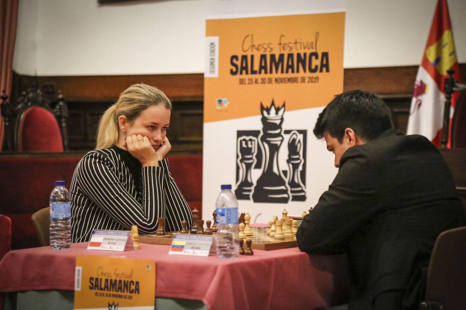 49143109297 58e055474d k