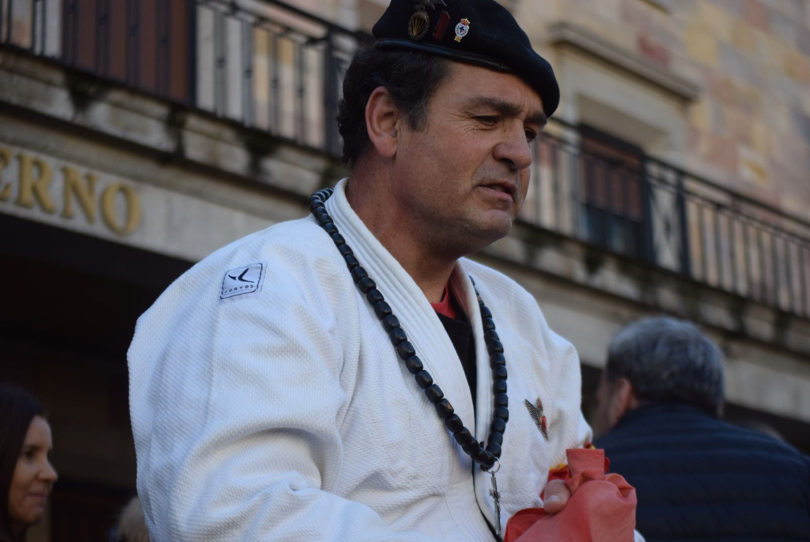 concentracion-del-pp-contra-la-amnistia-48