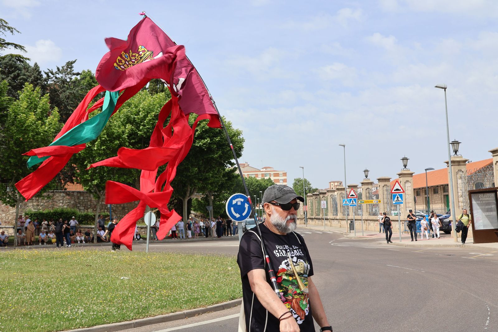 manifestacion-contra-la-perida-de-servicios-de-ave-6