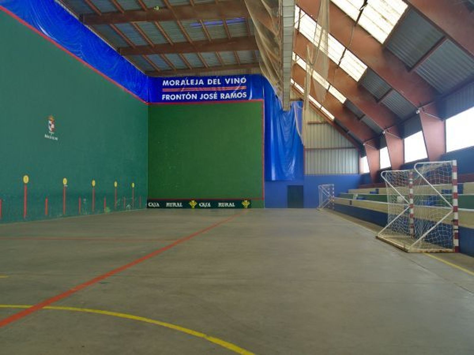 Frontón municipal de Moraleja del Vino. Foto: Ayuntamiento de Moraleja del Vino.