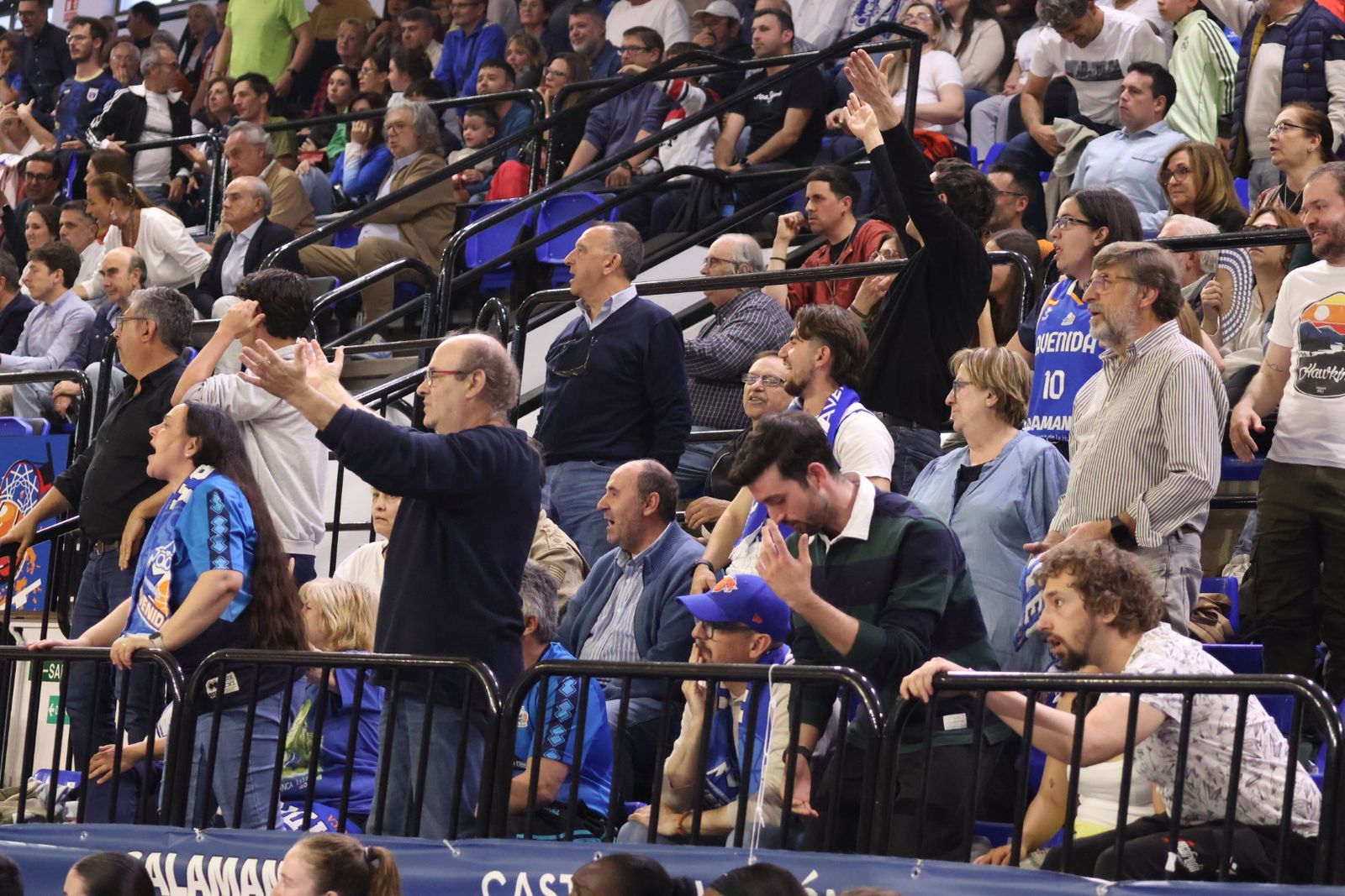 Perfumerías Avenida - CB Jairis