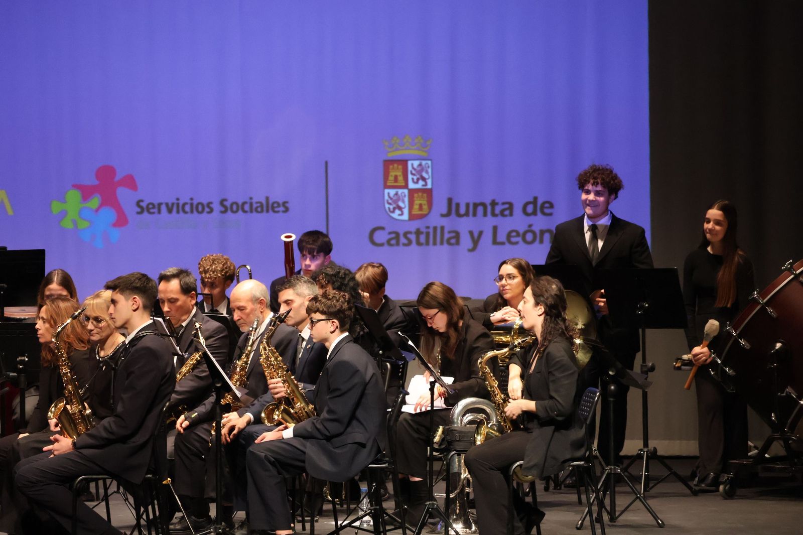 Concierto contra la Violencia de Género en el Ramos Carrión (3).JPG