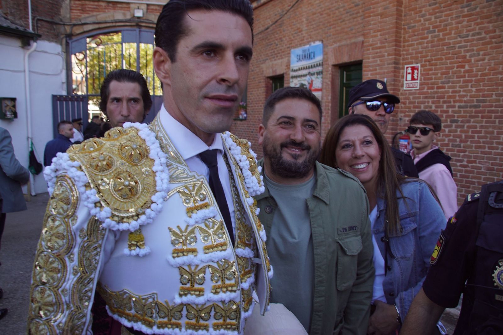 Así ha vivido la afición salmantina el adiós a la feria desde los tendidos: imágenes del ambiente en la corrida concurso