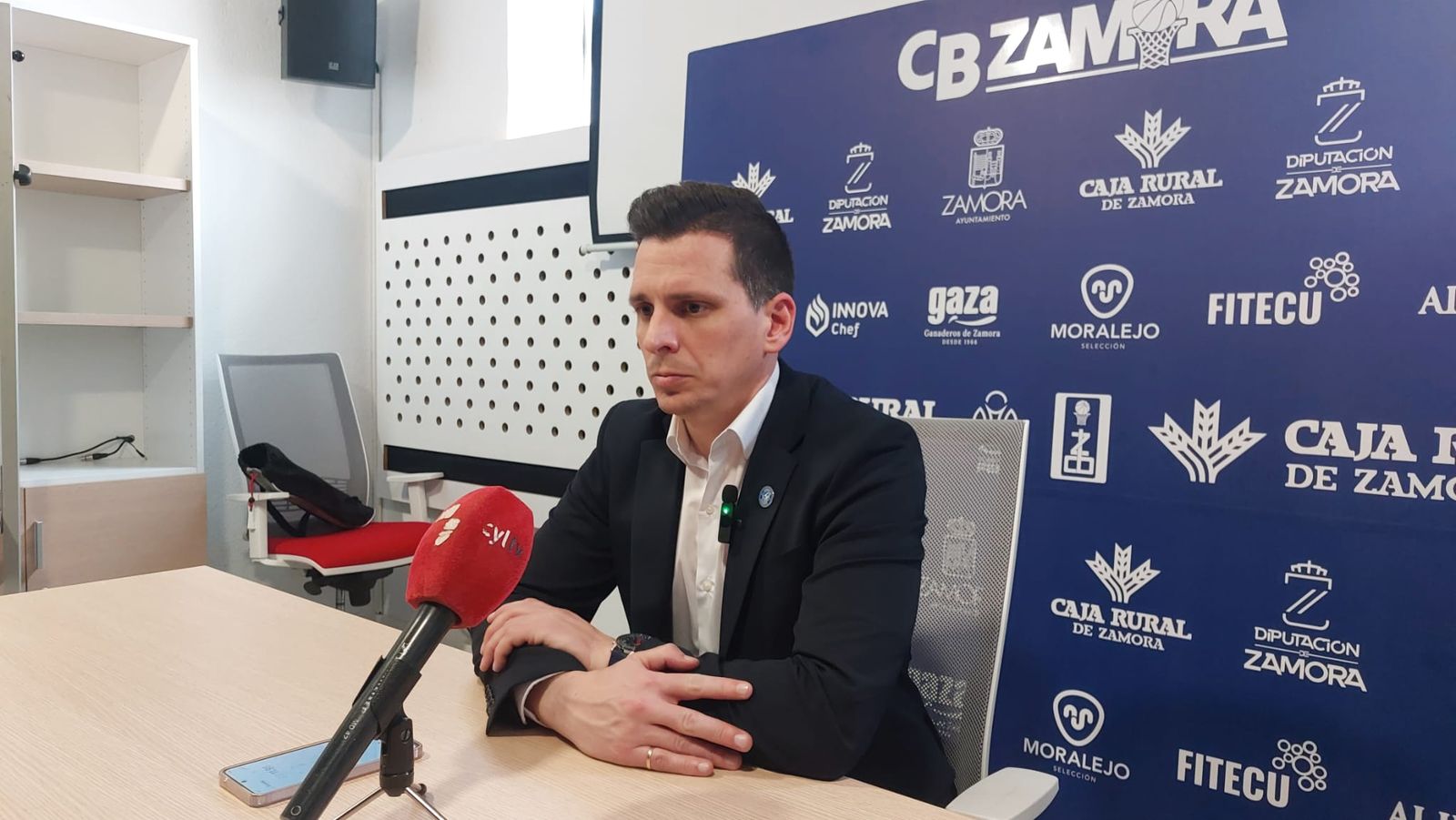 Rubén Perelló, entrenador de HLA Alicante, en rueda de prensa