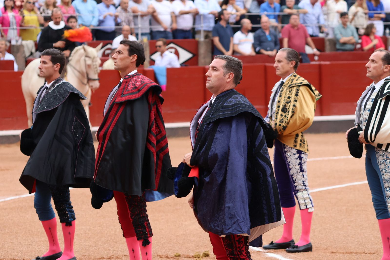 Ismael Martín, Marco Pérez y el aclamado regreso de Morante de la Puebla: su paso por La Glorieta en imágenes