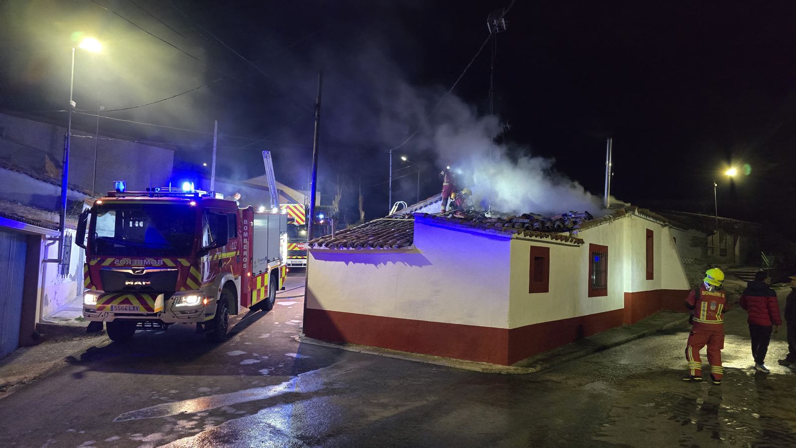 whatsapp-image-2024-12-10-at-18-48-37