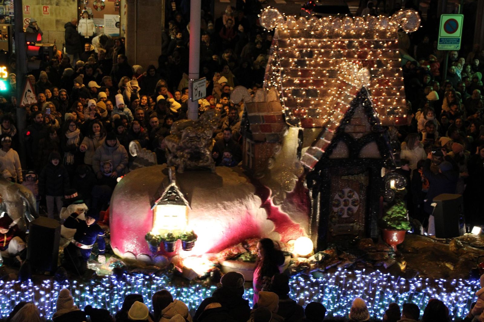 Los Reyes Magos recorren las calles de Salamanca en la Cabalgata 2026