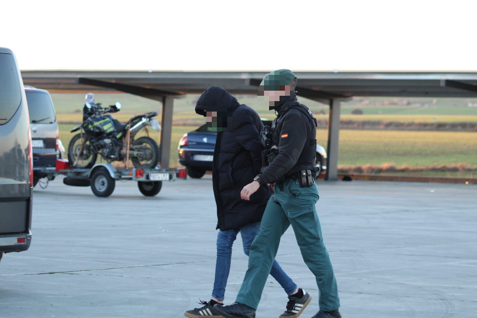 whatsapp-image-2024-12-20-at-18-13-53