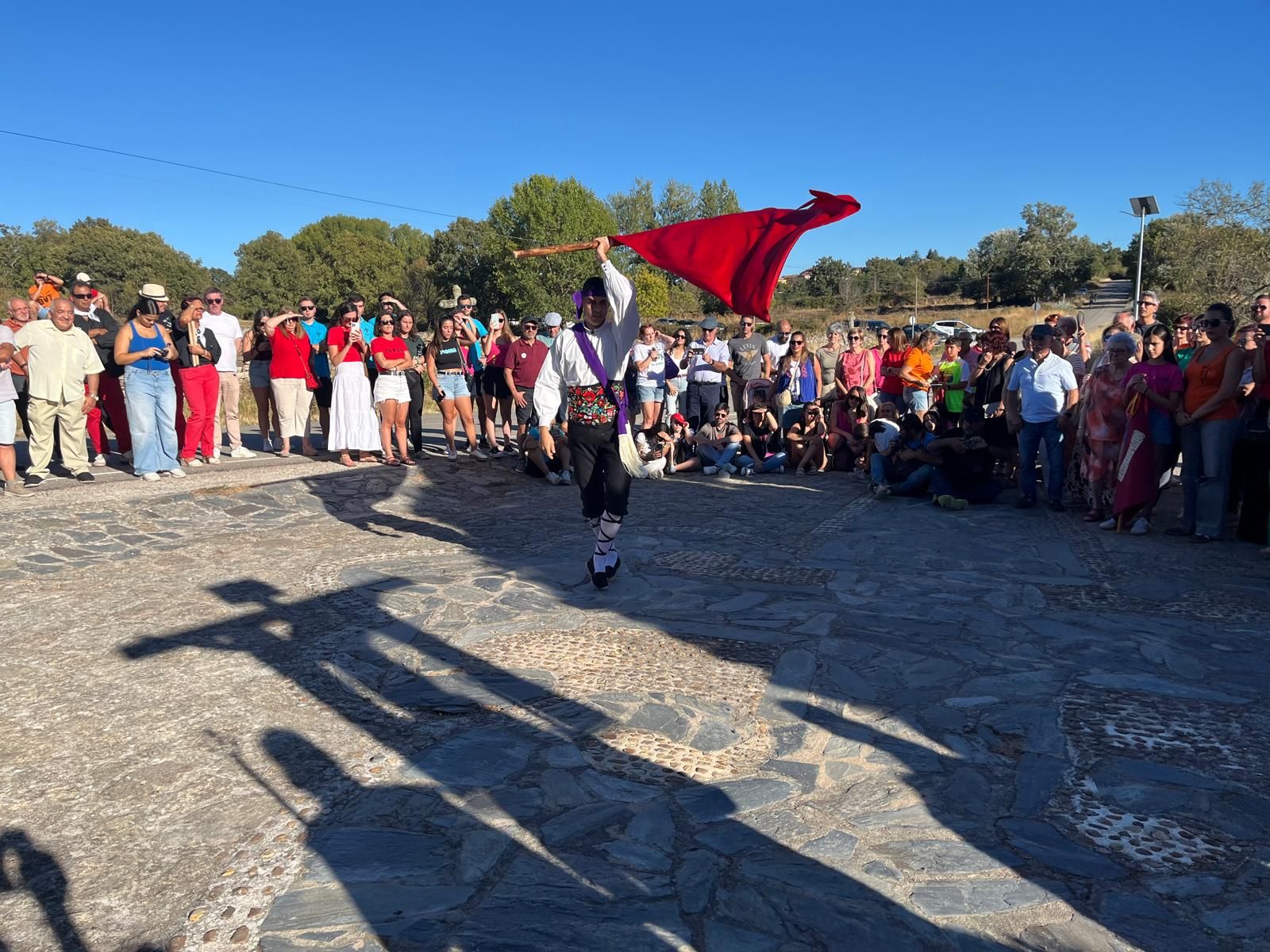 Bajada del Cristo a la ermita Barruecopardo (27).jpeg