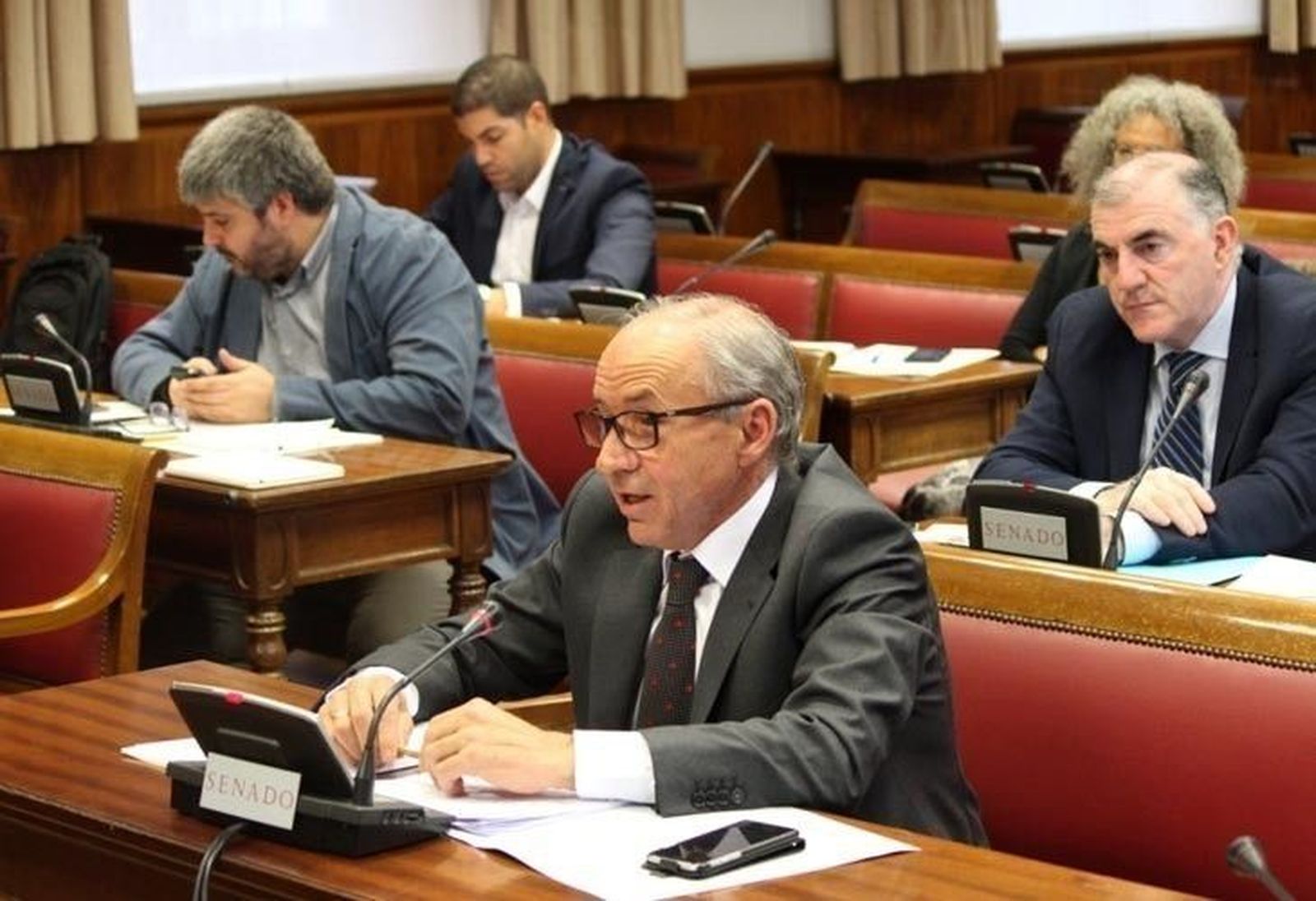 García Carnero advierte que la desigualdad es un campo abonado para el populismo