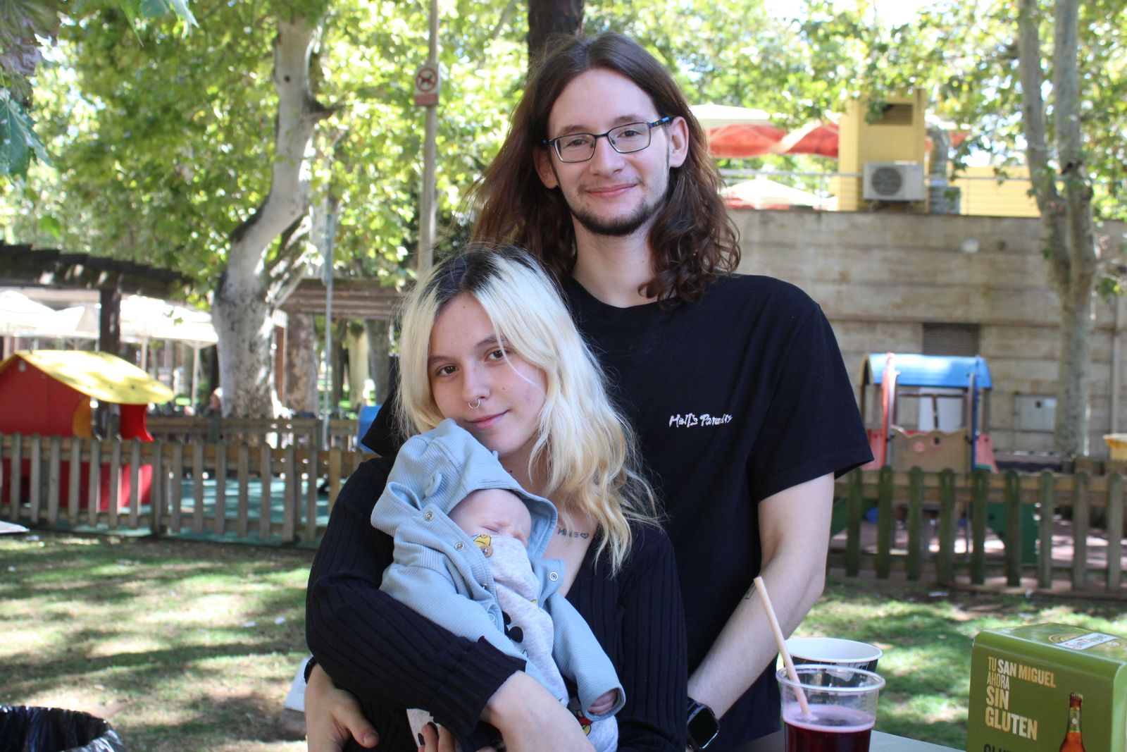 Ambiente en la Feria de Día en el mediodía de este martes