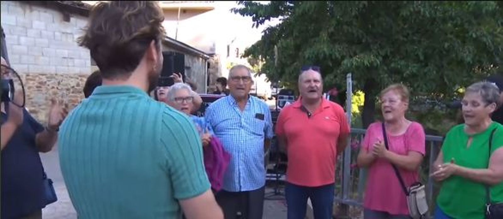 El emotivo y sorpresivo concierto de Manu Carrasco en un pueblo de Zamora. Foto: TVE.