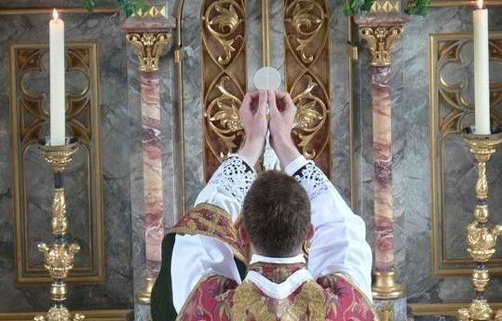 Las Diócesis pierden curas en un lustro pese a haber más parroquias