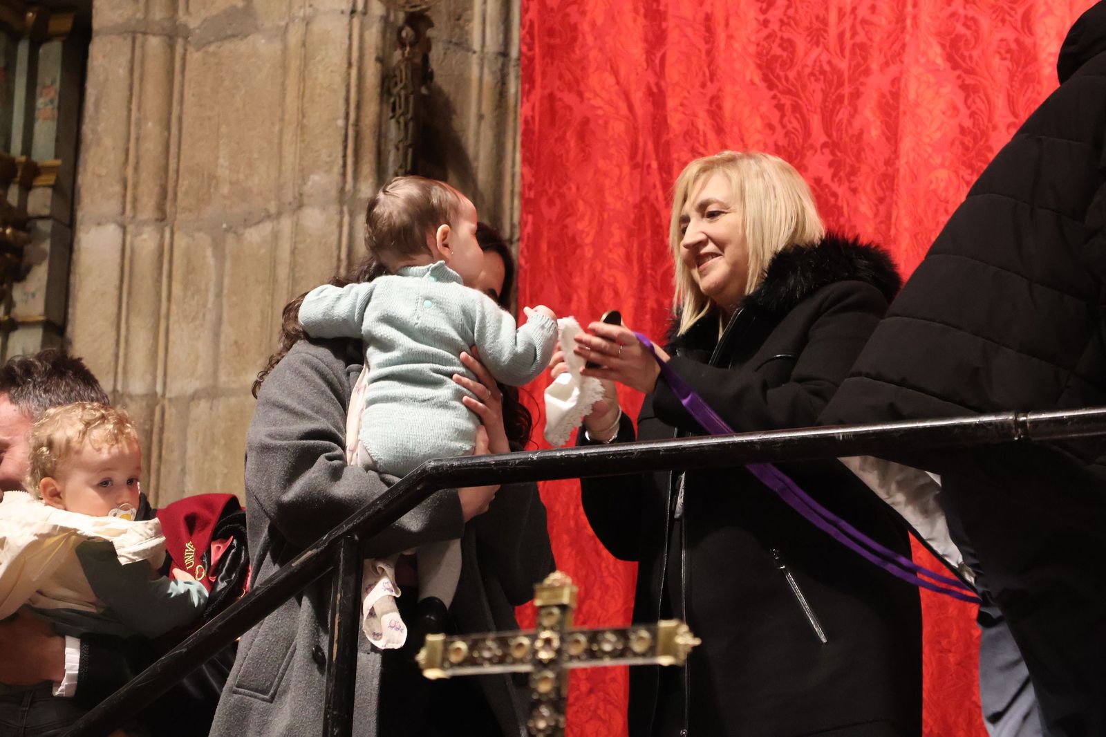GALERÍA | Revive el acto de presentación de niños y bebés a la Virgen de la Soledad