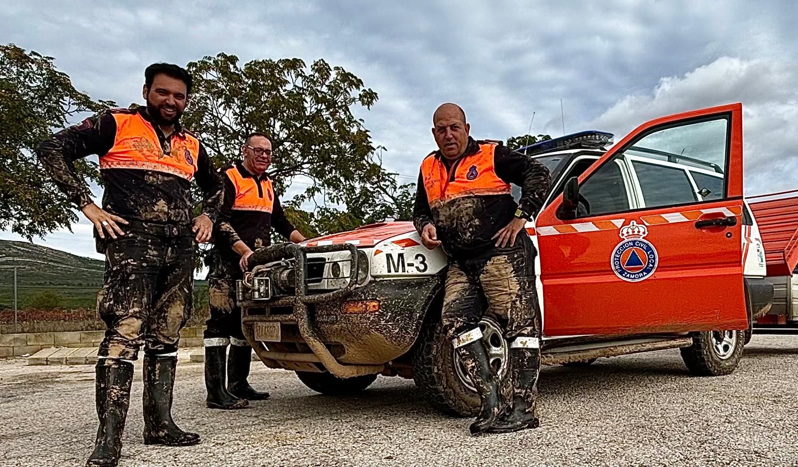 Los tres condecorados con la distinción honorífica del Ministerio del Interior