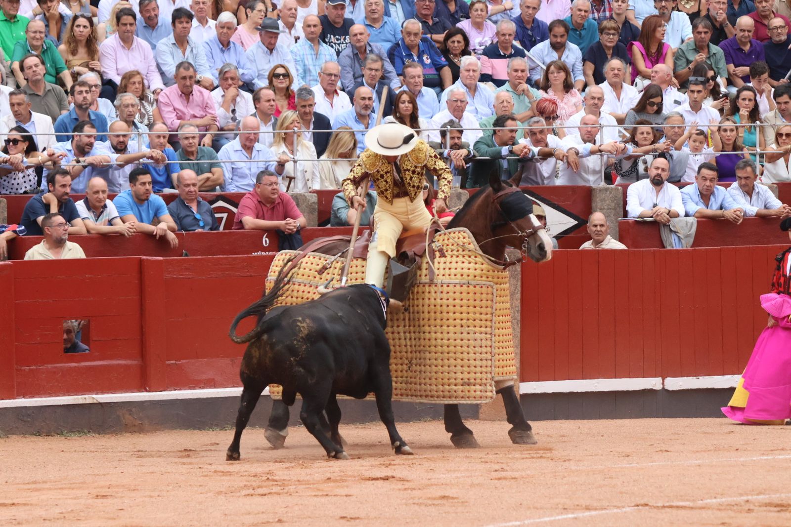 Ismael Martín, Marco Pérez y el aclamado regreso de Morante de la Puebla: su paso por La Glorieta en imágenes