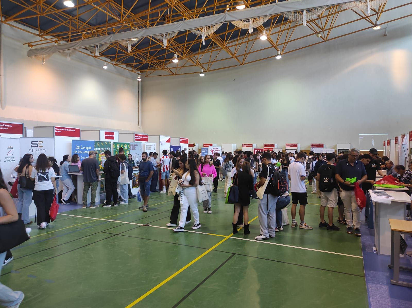 La USAL celebra en Zamora su Feria de Bienvenida con un 20% más de alumnos en el Campus Viriato