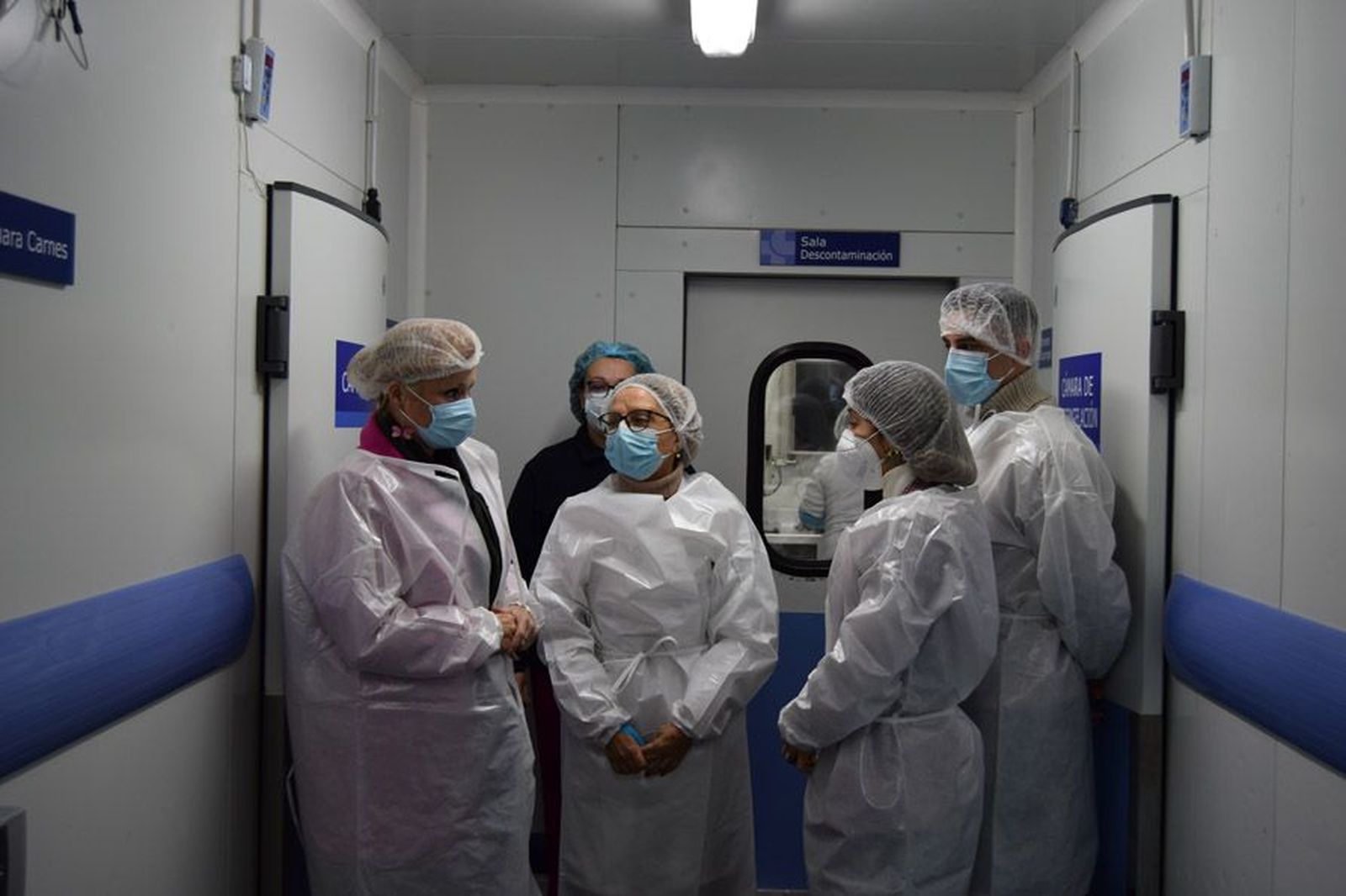 la-delegada-territorial-leticia-garcia-visita-la-cocina-de-linea-fria-del-complejo-asistencial-de-zamora-tras-las-obras-de-mejora-16