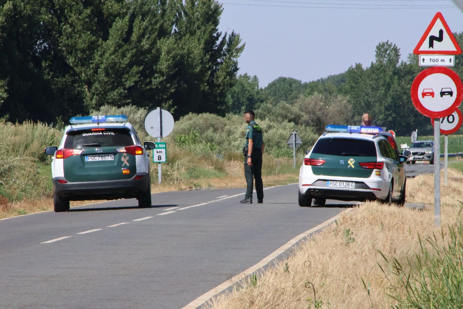 Guardia Civil en la carretera de Aldearrubia