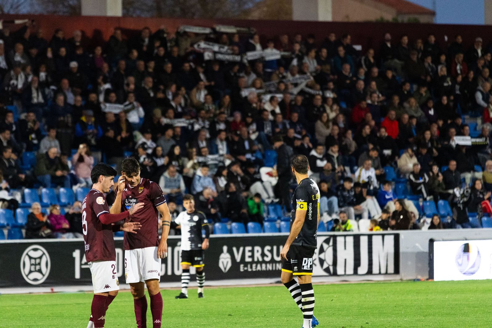 Partido entre Unionistas y Pontevedra en el Reina Sofía