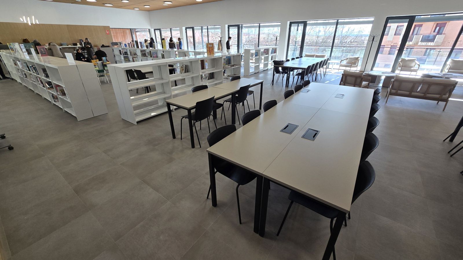 Biblioteca municipal Carmen Martín Gaite