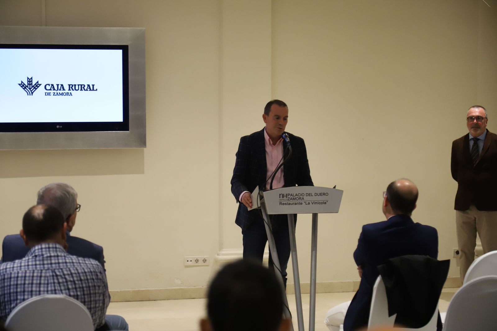 el-zamarat-presenta-de-forma-oficial-a-su-plantilla-para-la-proxima-temporada-7