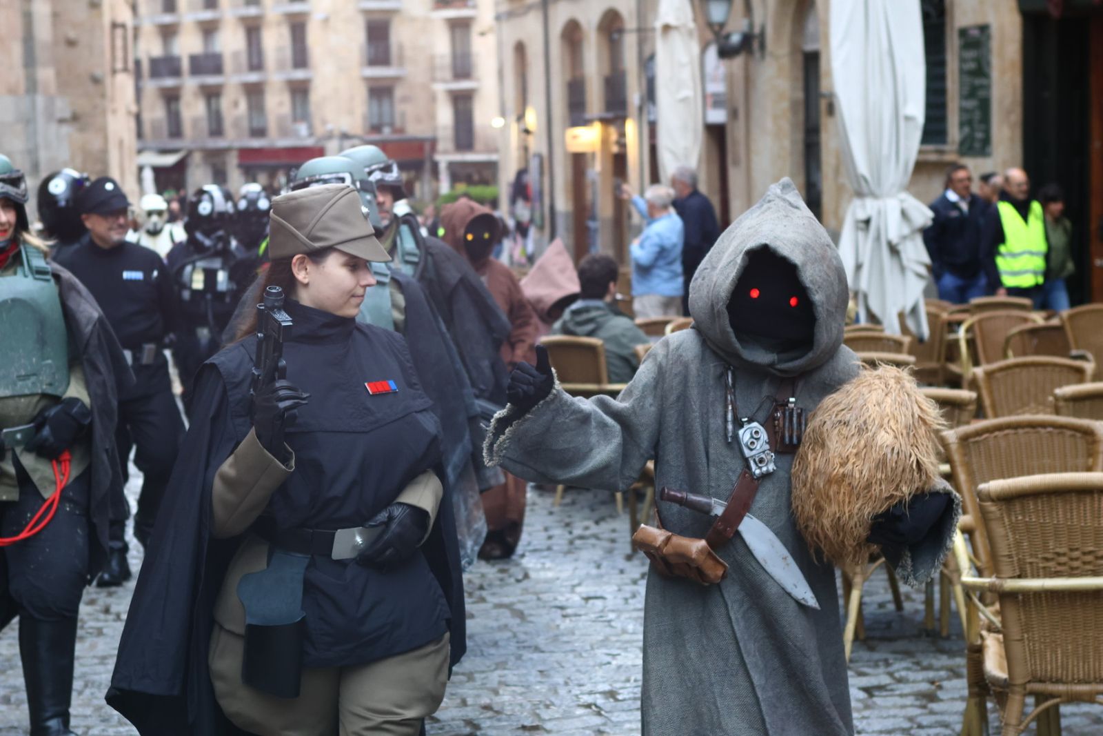Desfile de Star Wars por el centro de Salamanca