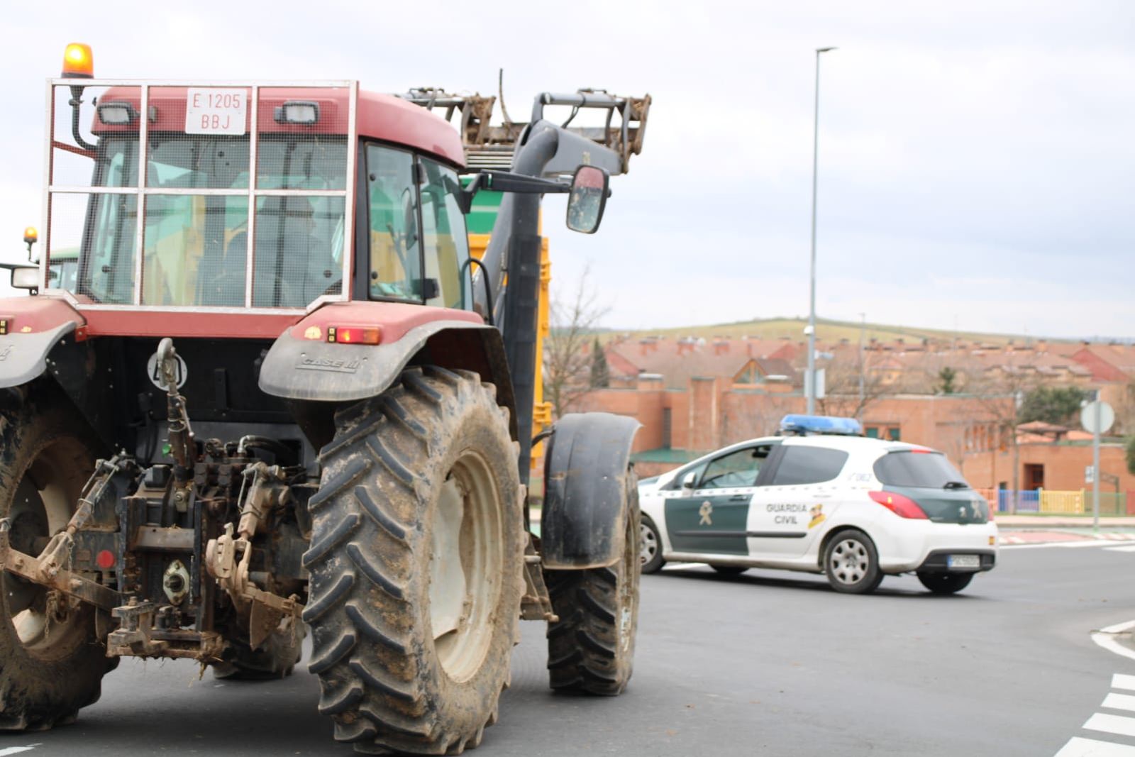 whatsapp-image-2024-02-07-at-13-27-46