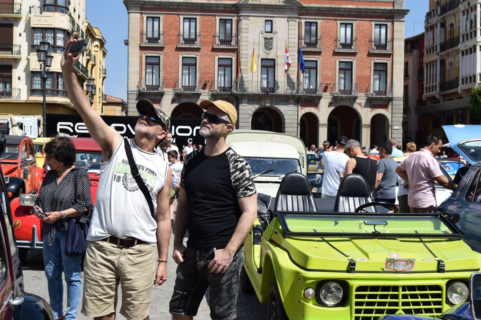 xxi-concentracion-internacional-de-citroeen-2cv-y-clasicos-22