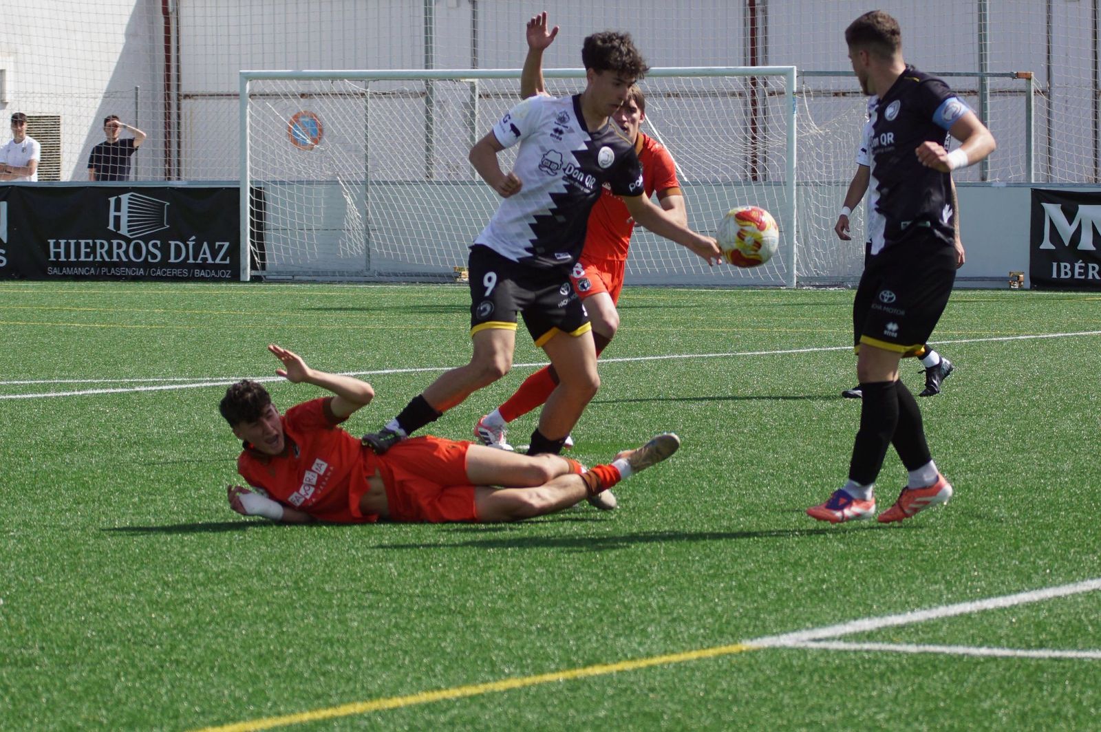 Encuentro entre Unionistas DH – Burgos en el Reina Sofía